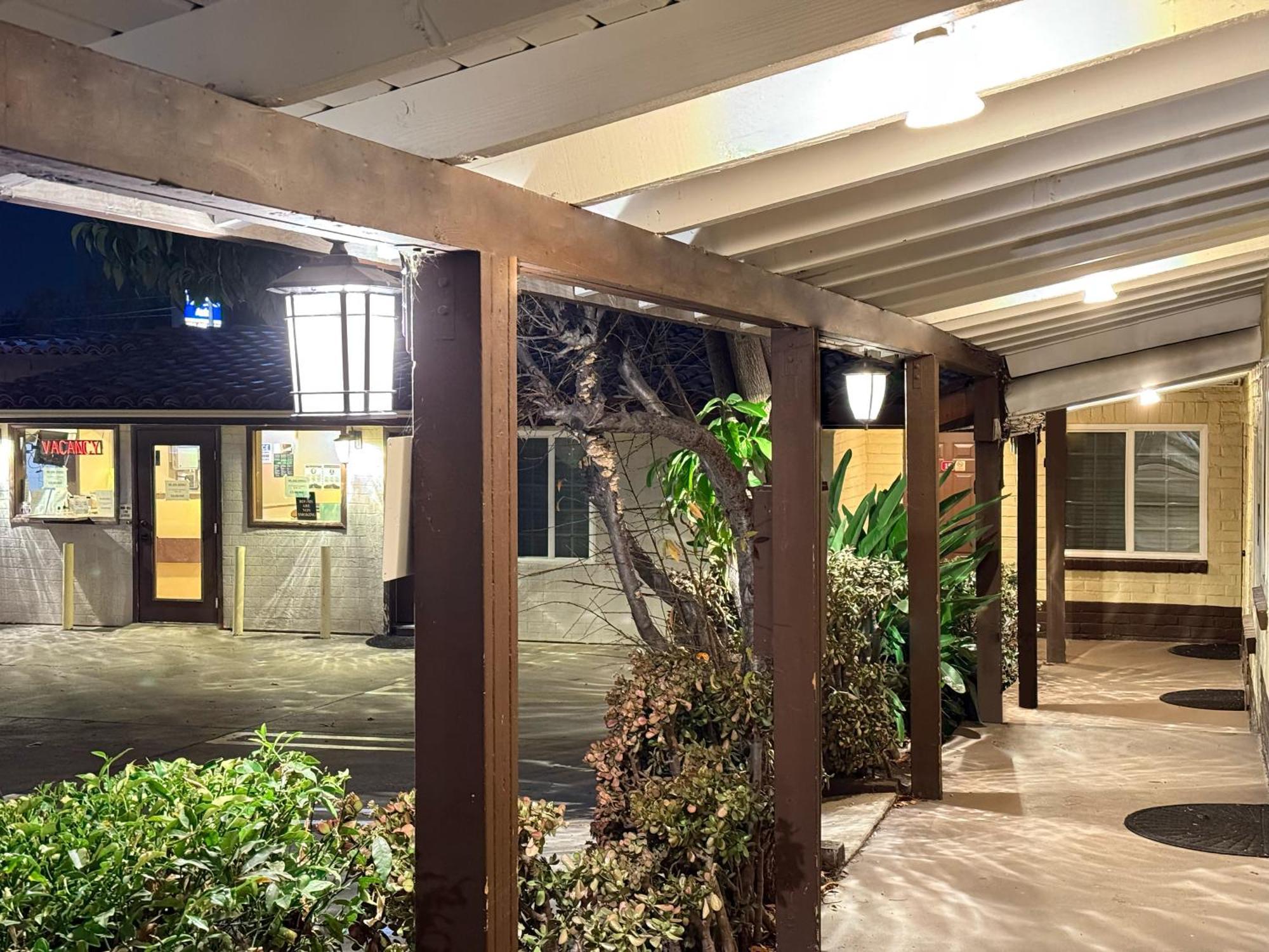 El Patio - Near Universal Hollywood
